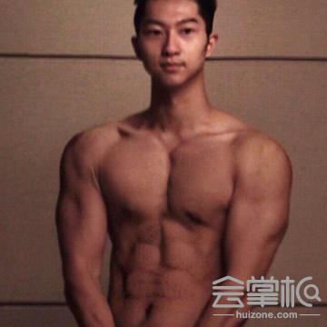 男模：阿存