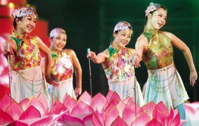 第三方人員供應(yīng)+演繹資源:中外籍禮儀模特，主持舞蹈，中外樂隊等