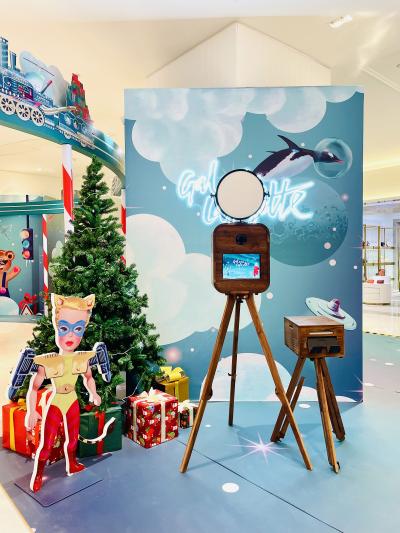 老佛爺百貨，1，2，3，CHRISTMAS!每一個(gè)圣誕都在這里?。?！