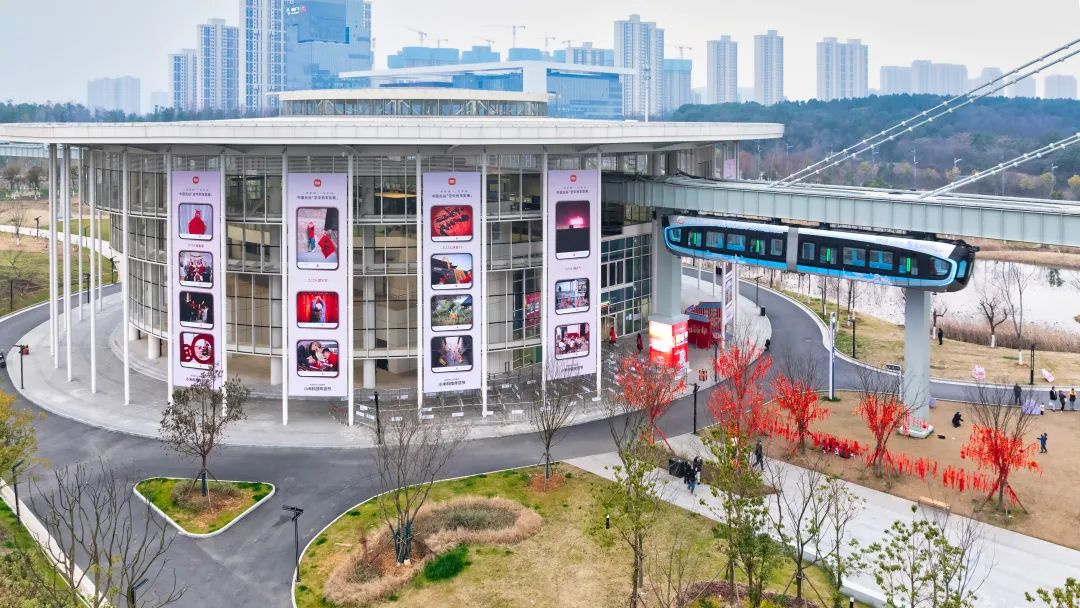 中國光谷「空中列車影展」，在空軌高新大道站限時(shí)開展
