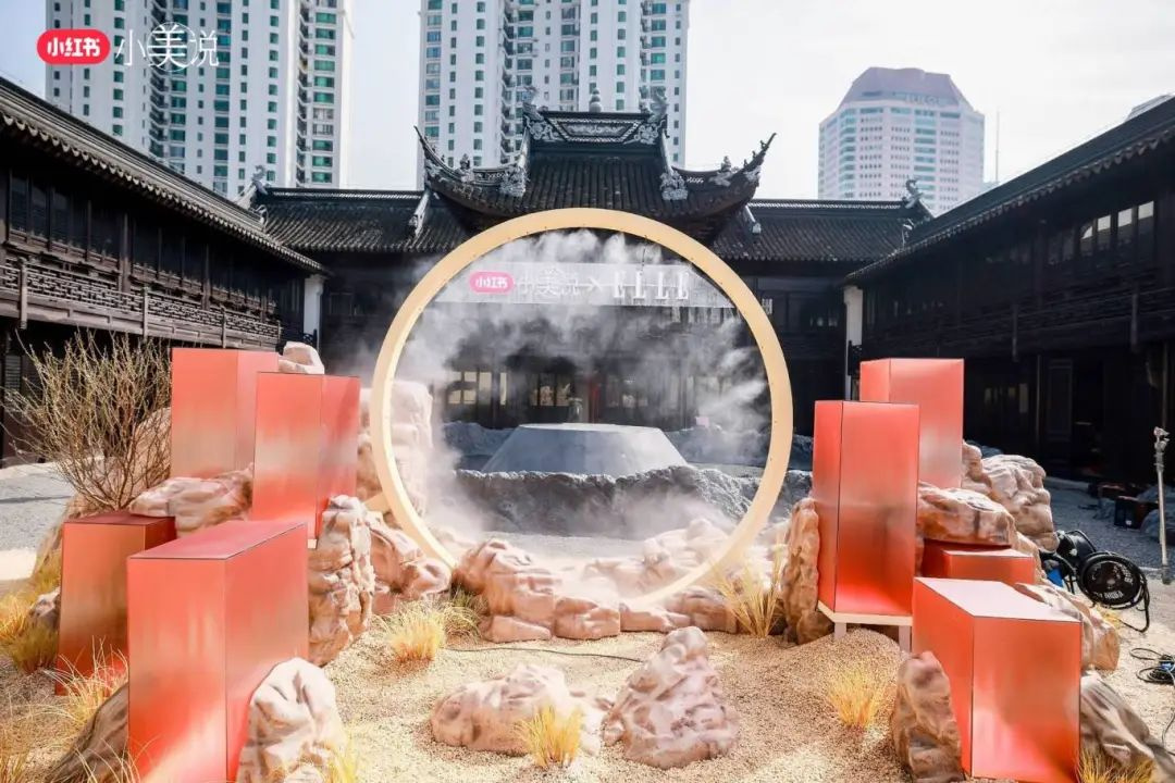 上海特色戶外場地 | 小紅書天性小美探索之旅，在蘇河灣萬象天地天后宮限時開啟